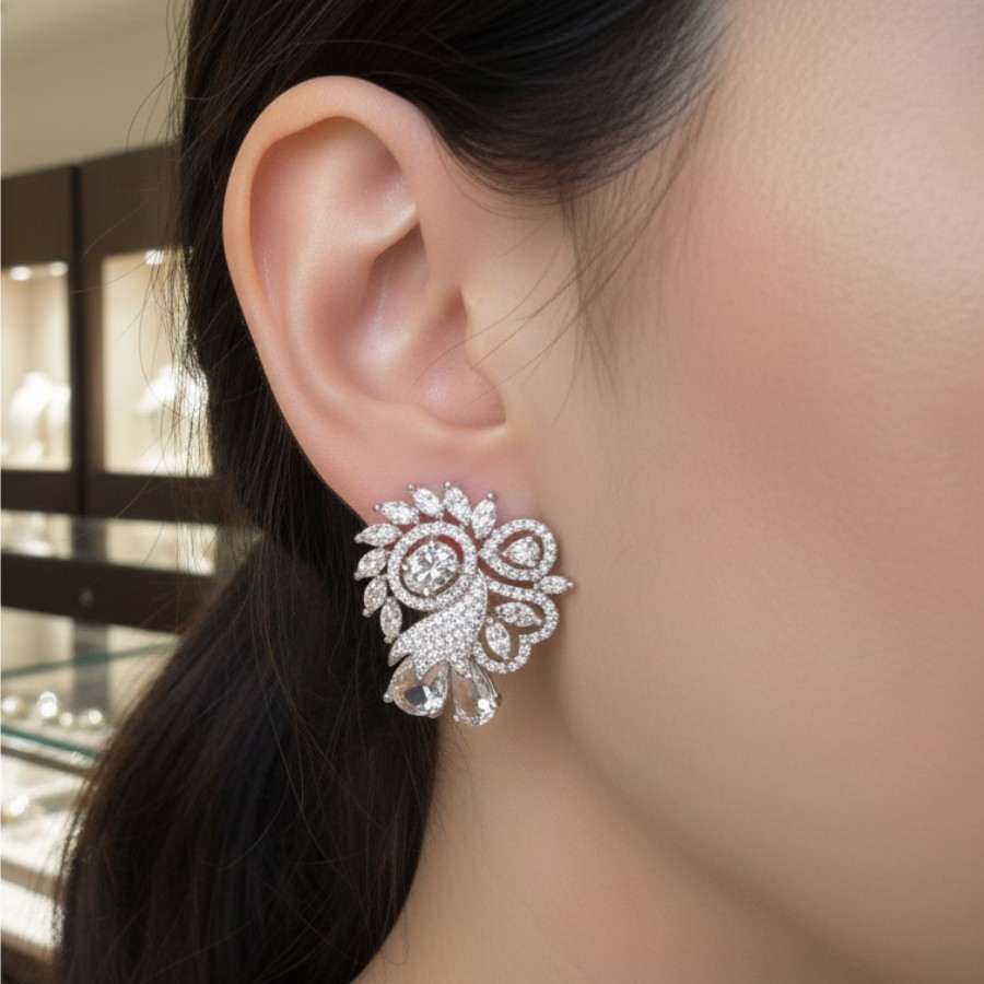 Aurora Bloom Diamond Stud Earringss