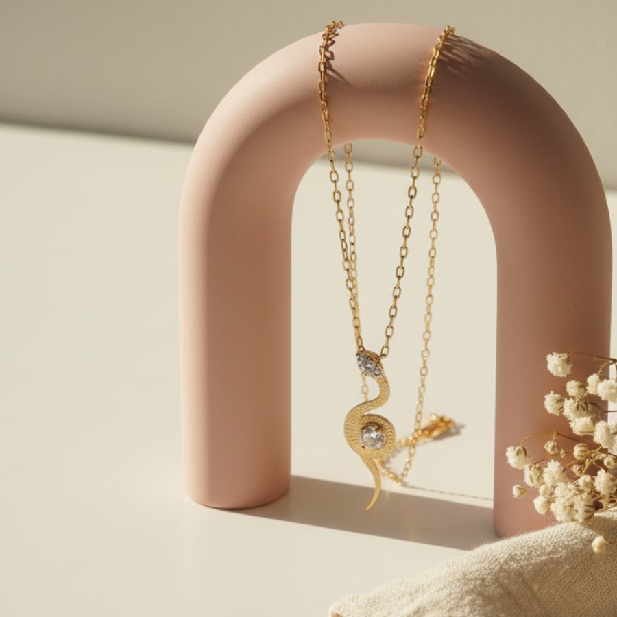 Serpentine Grace Gold Necklace Serpentine Grace Gold Necklace