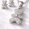 Étoile fleur pendant necklace