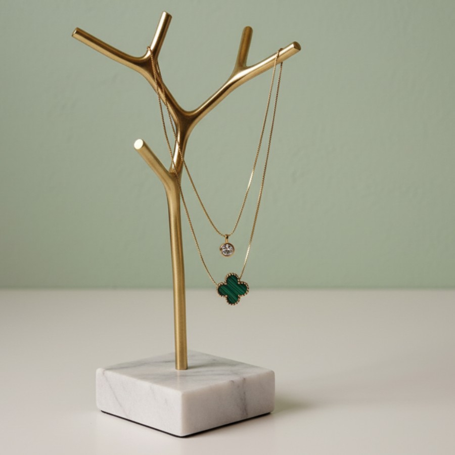 Élan leaf drops Élan leaf drops