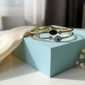 Élysée regard bangle