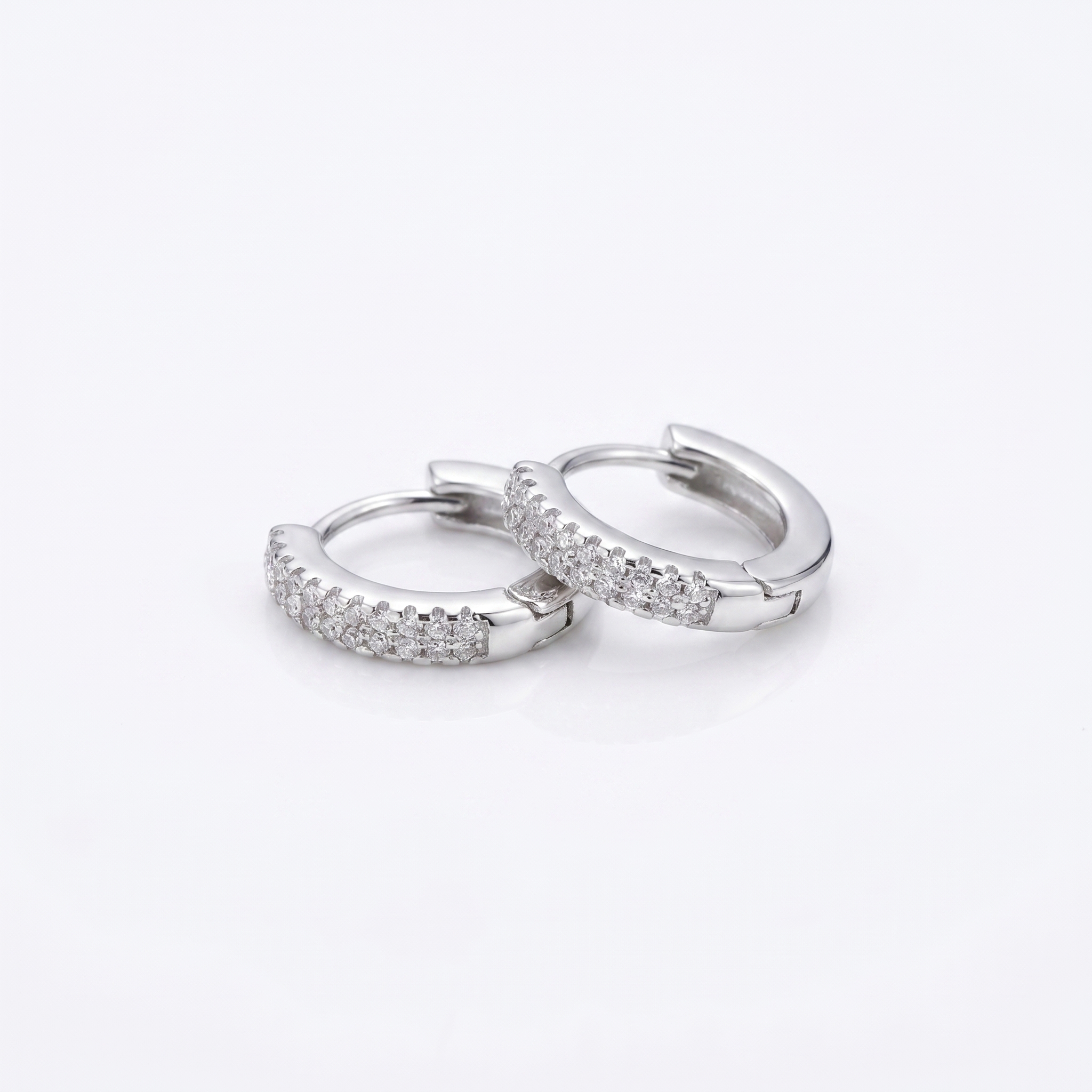 intertwined triple band diamond ring