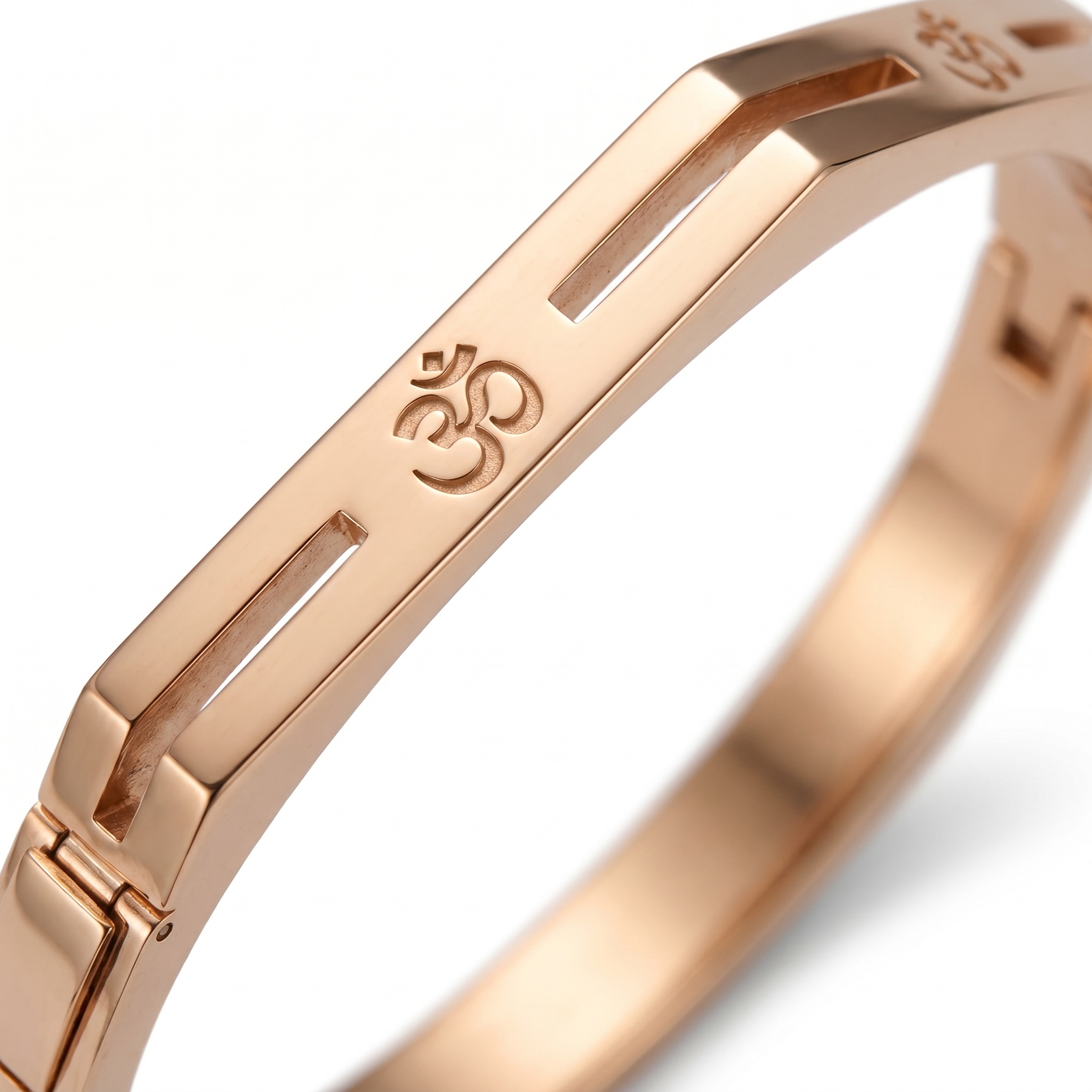 intertwined triple band diamond ring