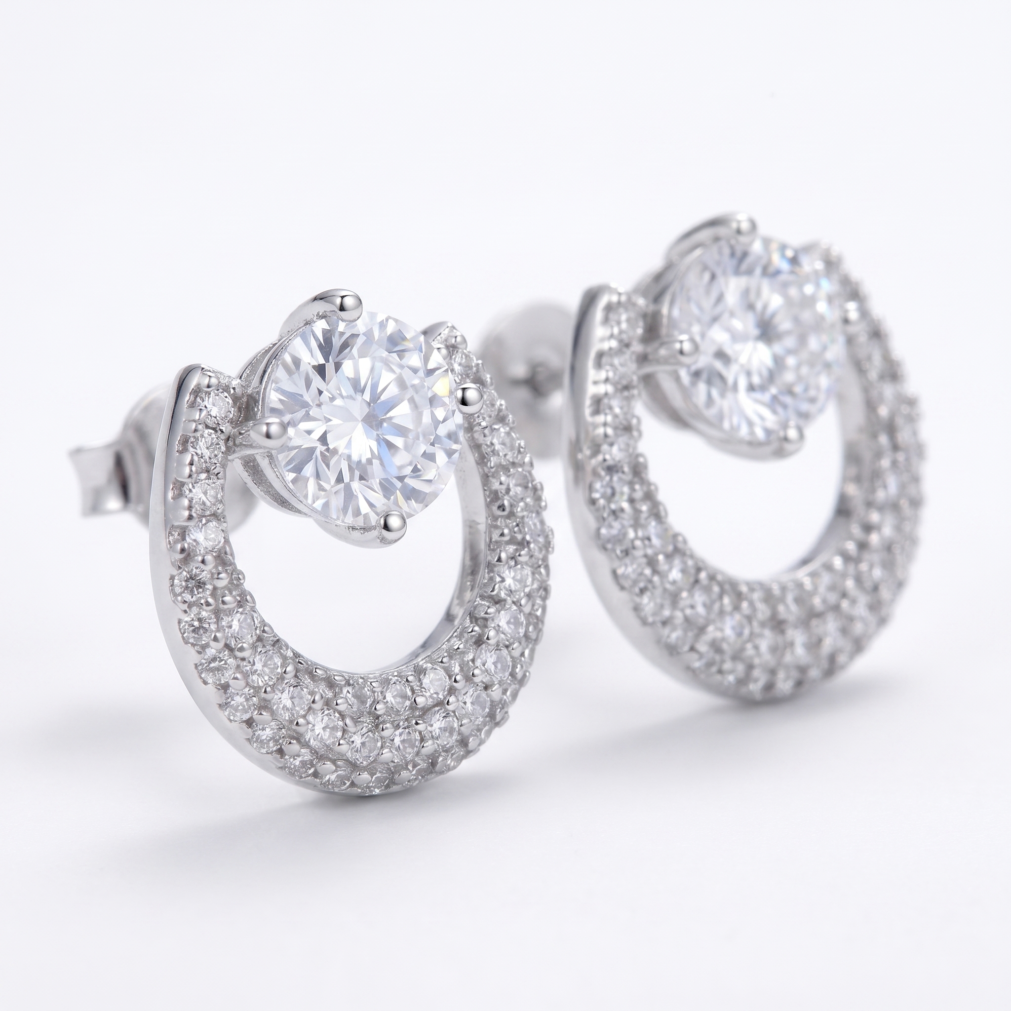 intertwined triple band diamond ring