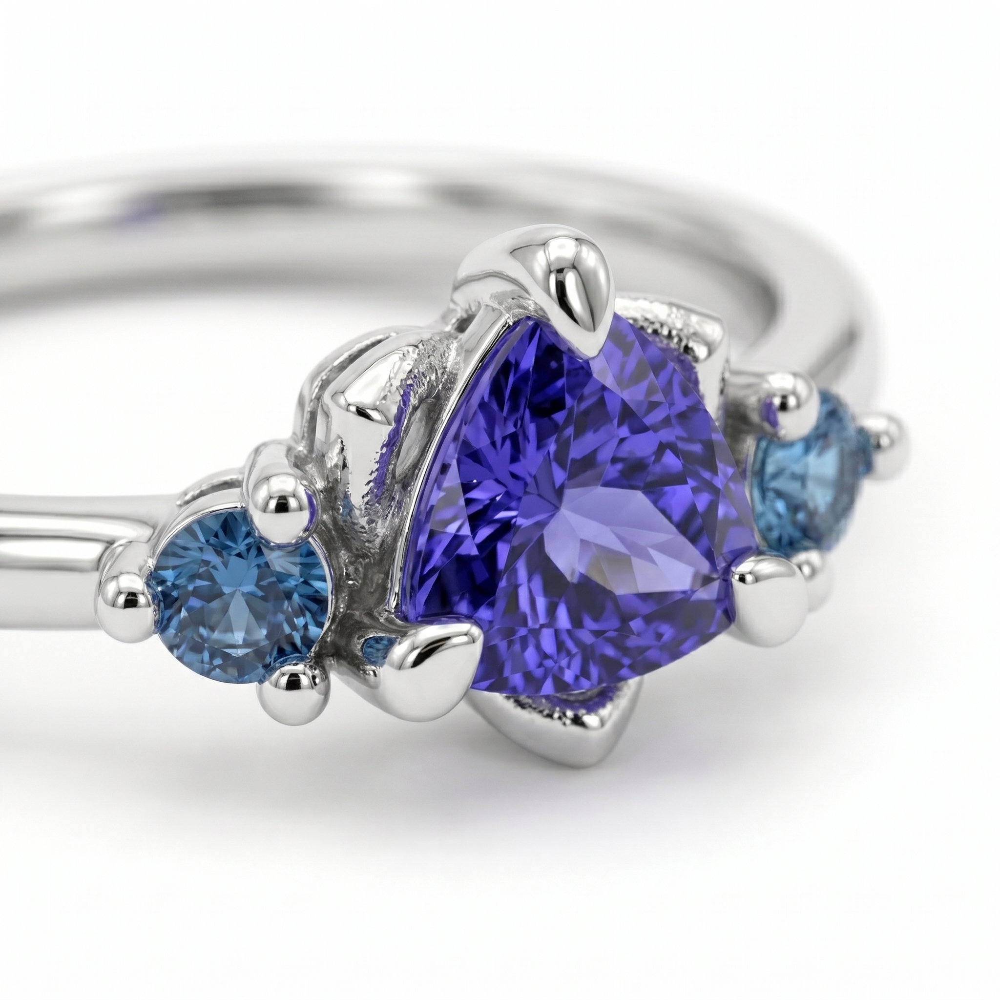 intertwined triple band diamond ring