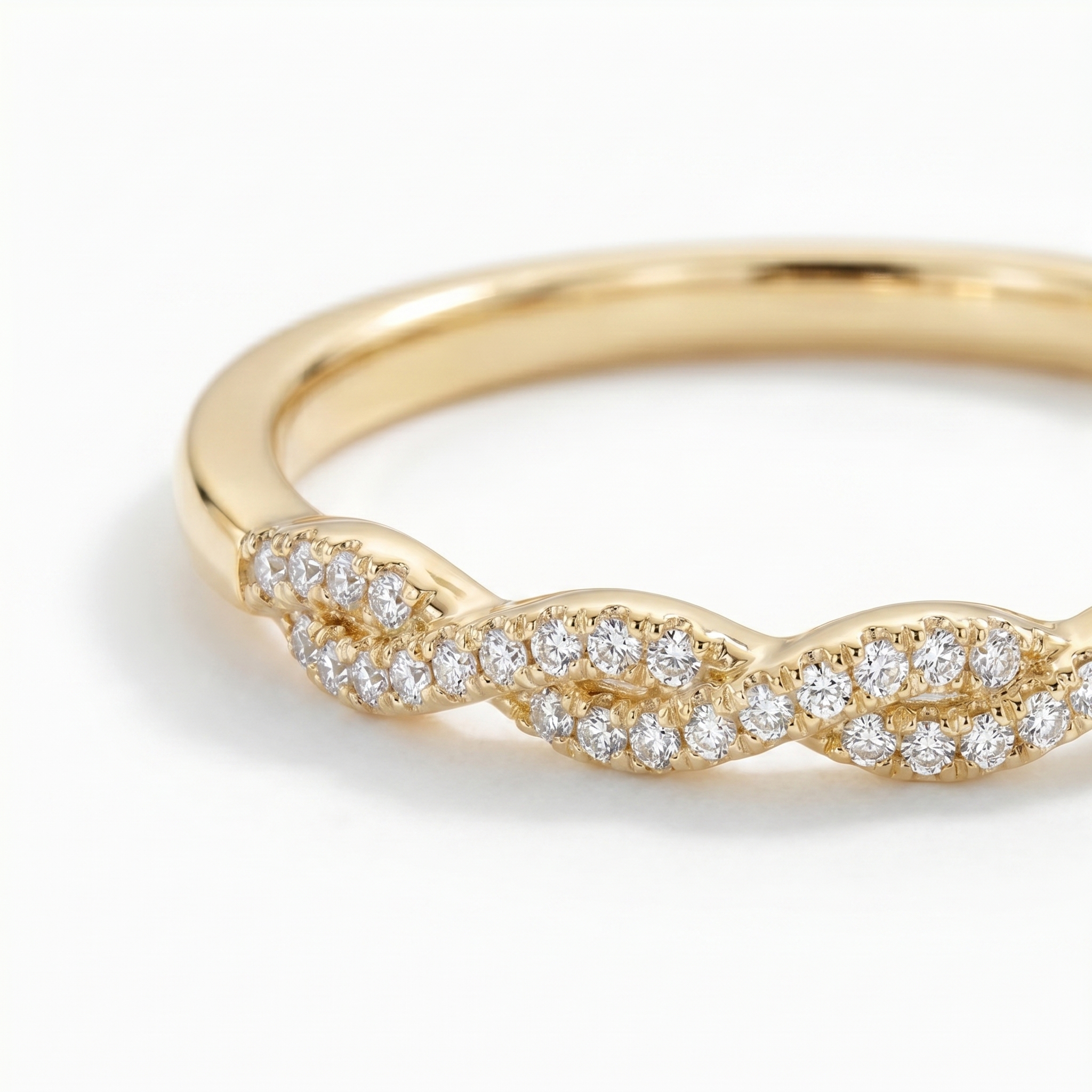 intertwined triple band diamond ring