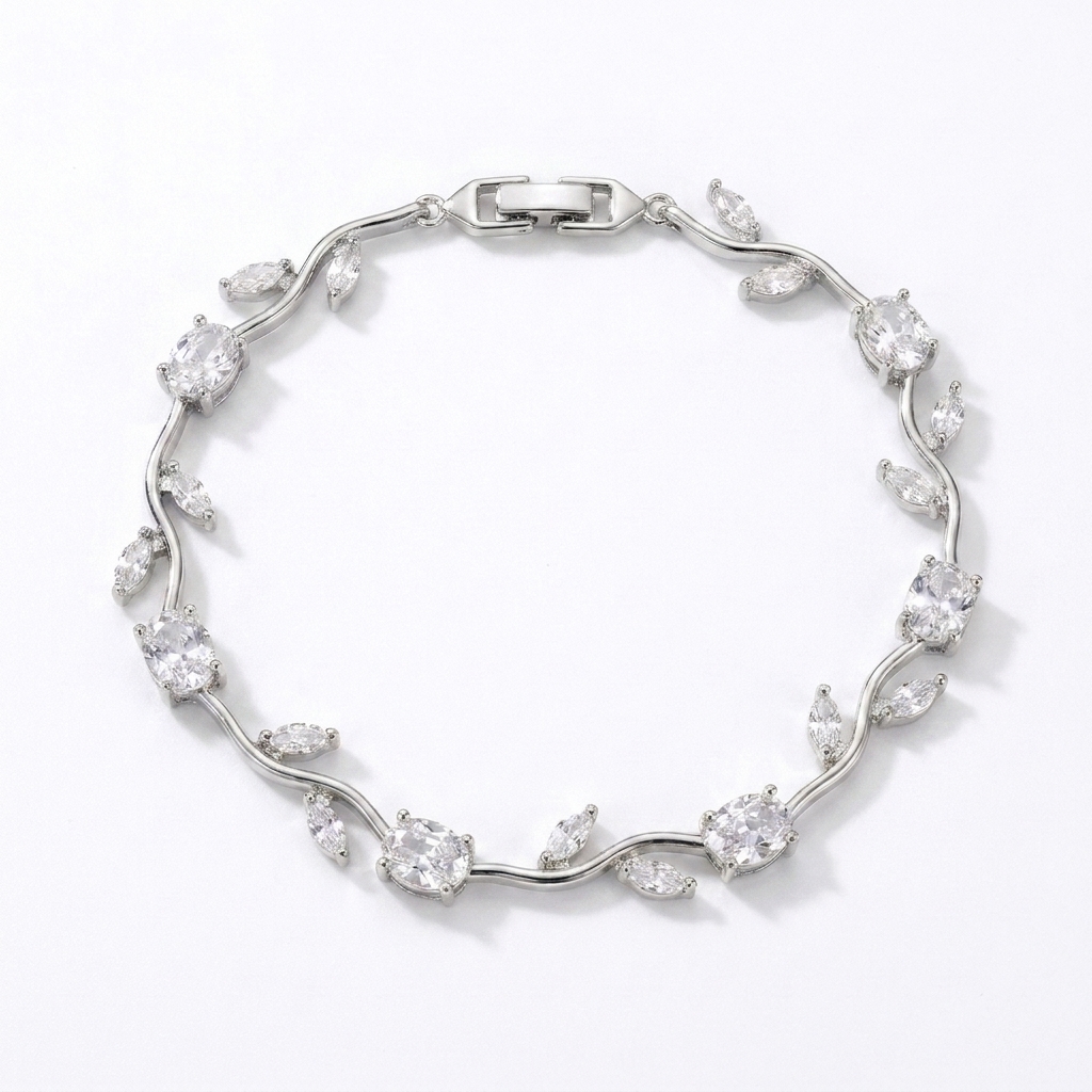 lumière vine diamond bracelet